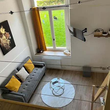 En Brie Apartment *